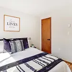 Chalet Retreat In Tobyhanna